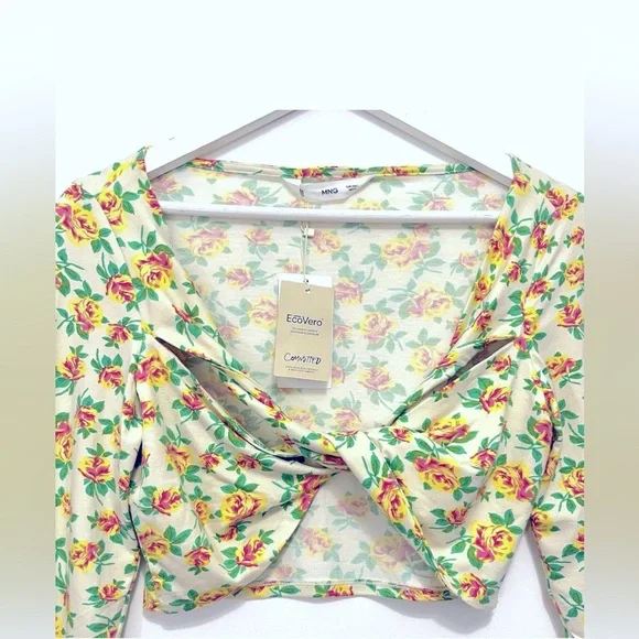 Mango Long Sleeve Floral Crop Top with Twist Knot - Picture 5 of 9